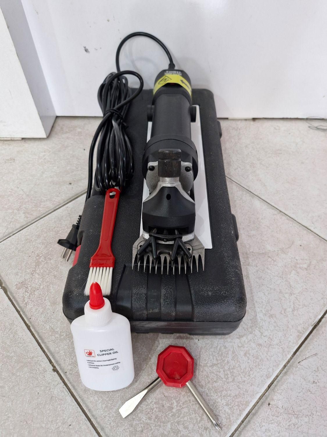 پشم چین حیوانات گوسفند و...|ماشین‌آلات صنعتی|مشهد, هفده شهریور|دیوار