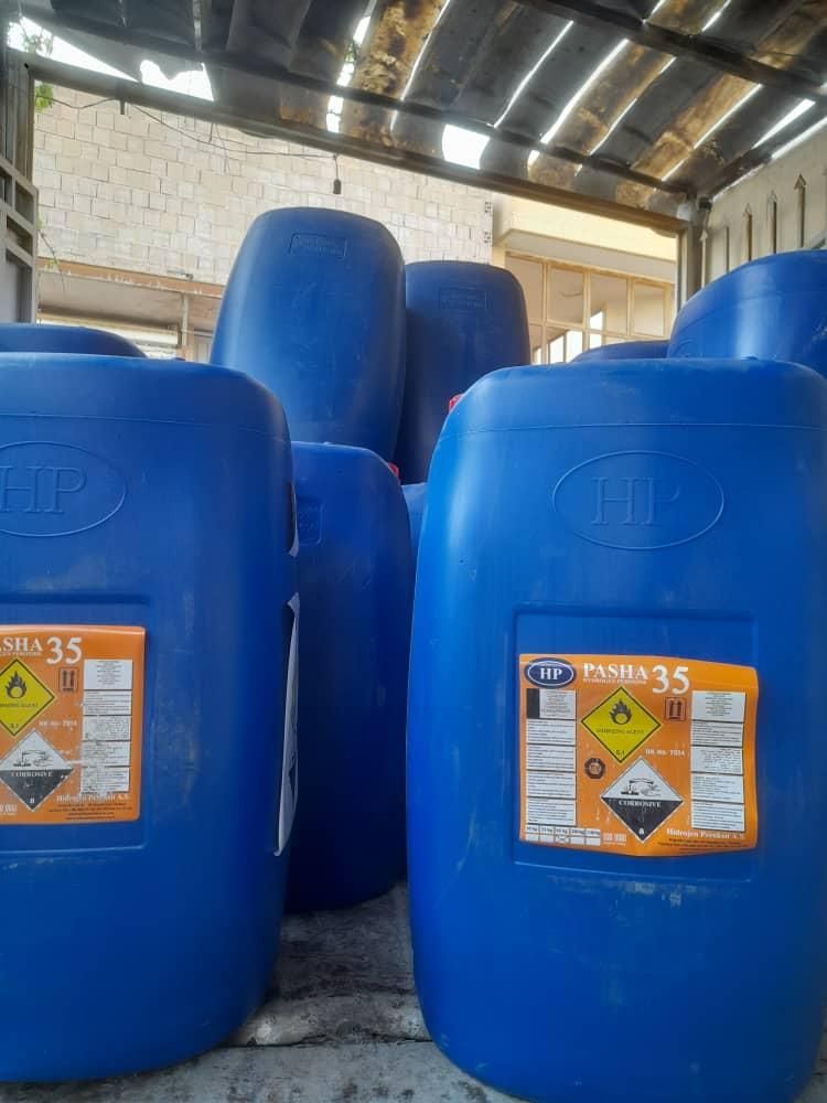 35% 50% آب اکسیژنه پاشا ترک|آرایشی، بهداشتی، درمانی|سبزوار, شهرک صنعتی فرودگاه|دیوار