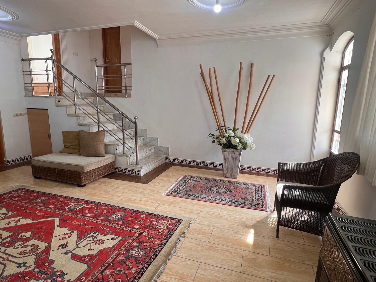 خانه ویلایی دوبلکس حیاط دار|اجارهٔ کوتاه‌مدت آپارتمان و سوئیت|رودسر, |دیوار