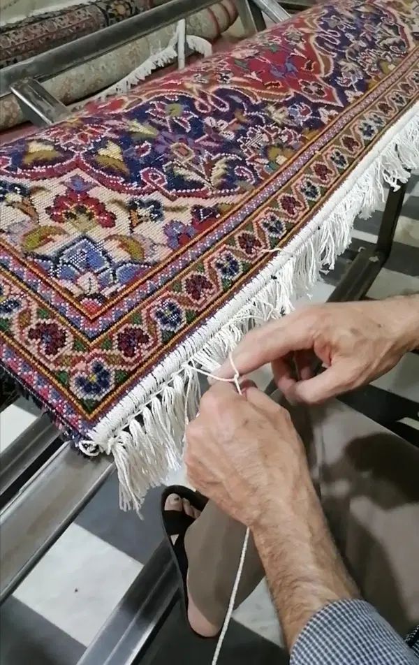 سوختگی فرش تعمیر رفو زیکزاک ریشه شیرازه فلاحتی|خدمات پیشه و مهارت|اصفهان, دارک|دیوار