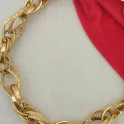 گمشده دستبد طلا تو مترو خط ابی فرهنگسرا صادقیه|جواهرات|تهران, تهرانپارس غربی|دیوار