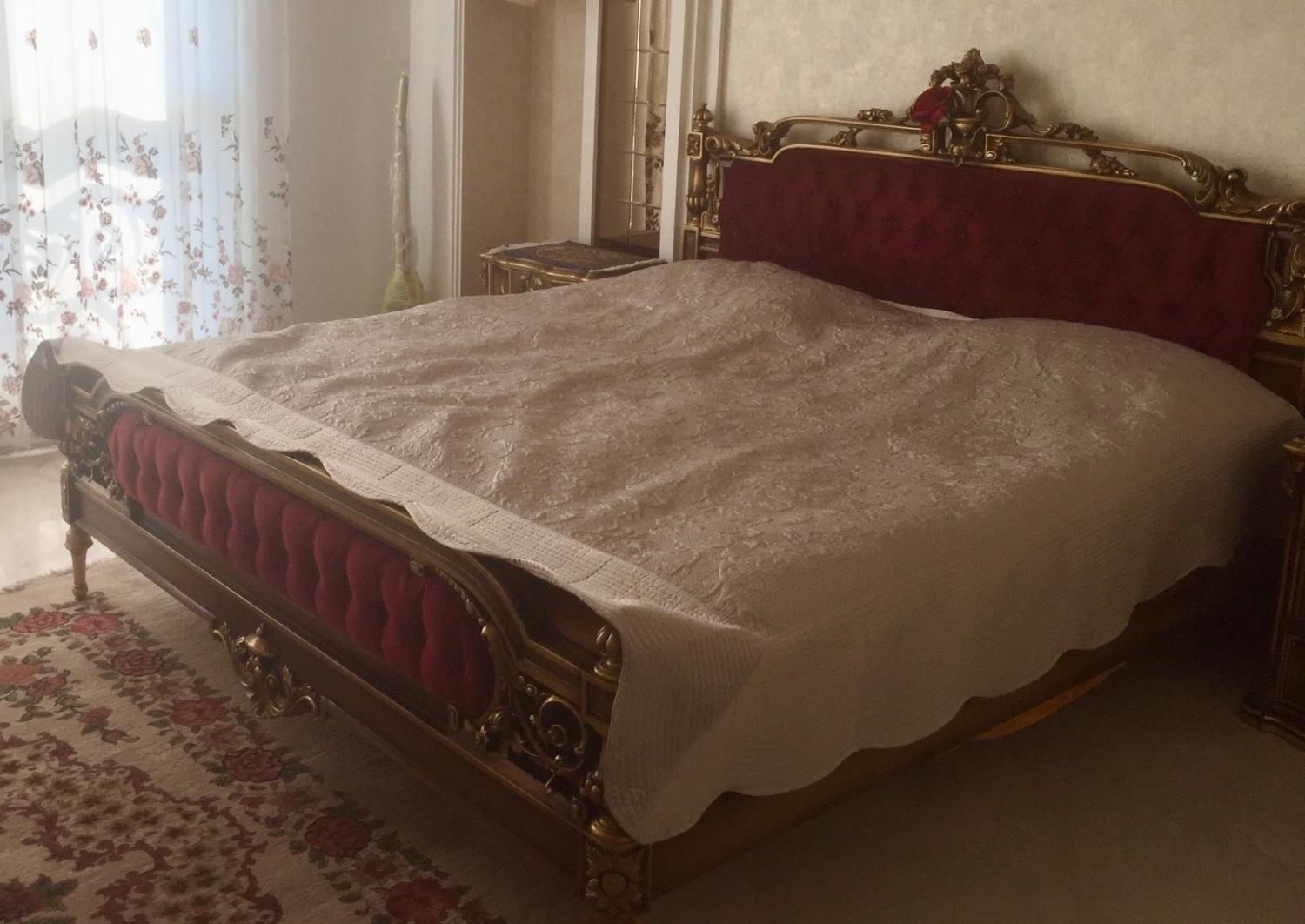 ست تخت خواب کلاسیک چوب راش و منبت ظریف-آباژور چینی|تخت و سرویس خواب|تهران, دربند|دیوار