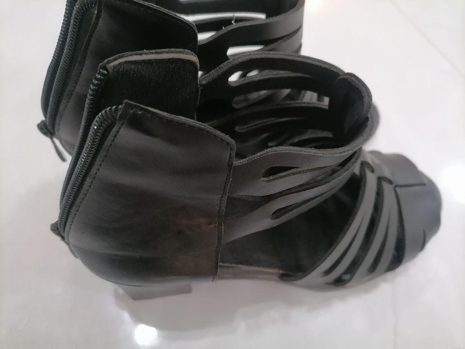 کفش مجلسی زنانه|کیف، کفش، کمربند|نیشابور, گنبد سبز|دیوار