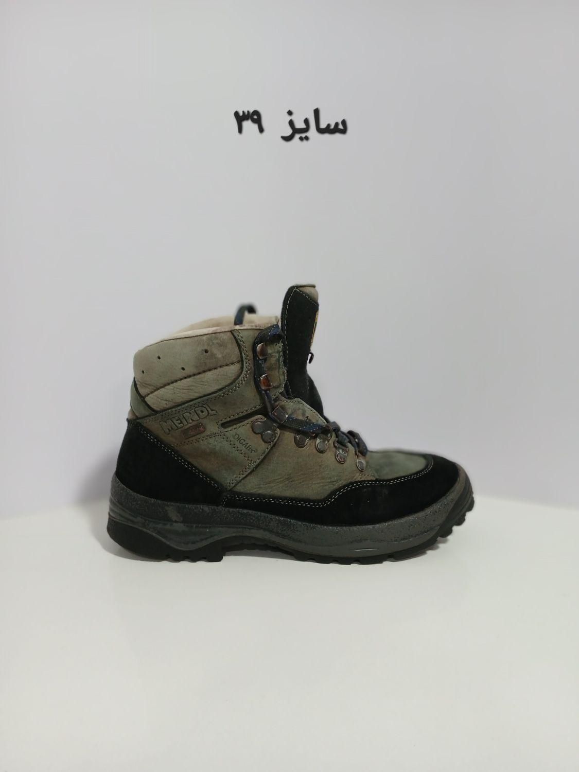 کوهنوردی بوت / استوک اورجینال|کیف، کفش، کمربند|شاهین‌شهر, دهخدا|دیوار