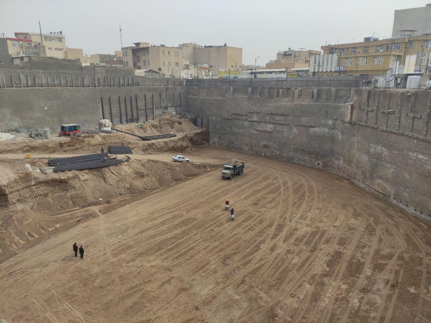 خاکبرداری گودبرداری بیل لودر تخریب پیکور|خدمات حمل و نقل|قم, نوقطار|دیوار