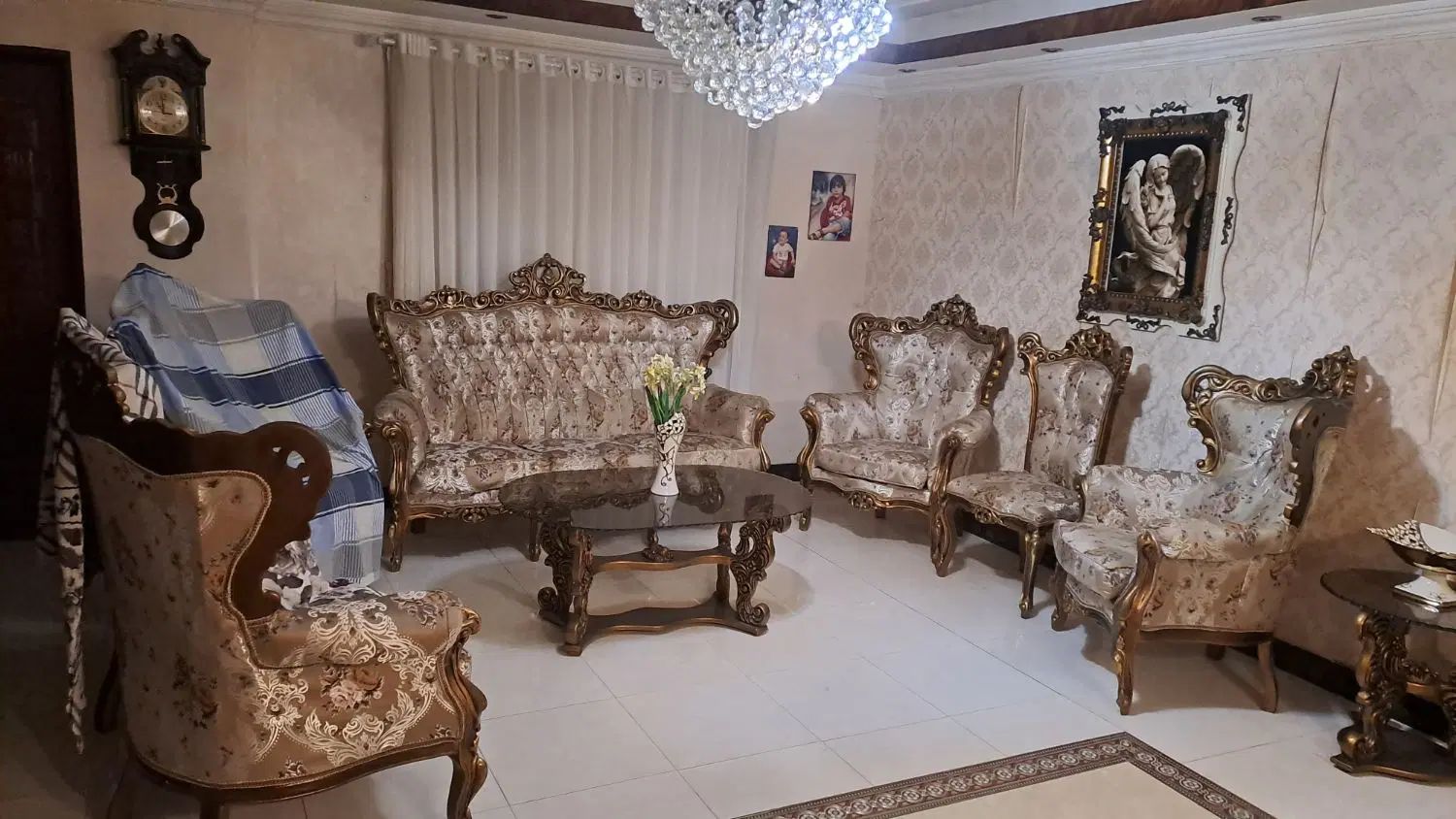 مبل استیل سلطنتی ۹ نفره با جلو مبلی|مبلمان خانگی و میز عسلی|رشت, دیانتی|دیوار