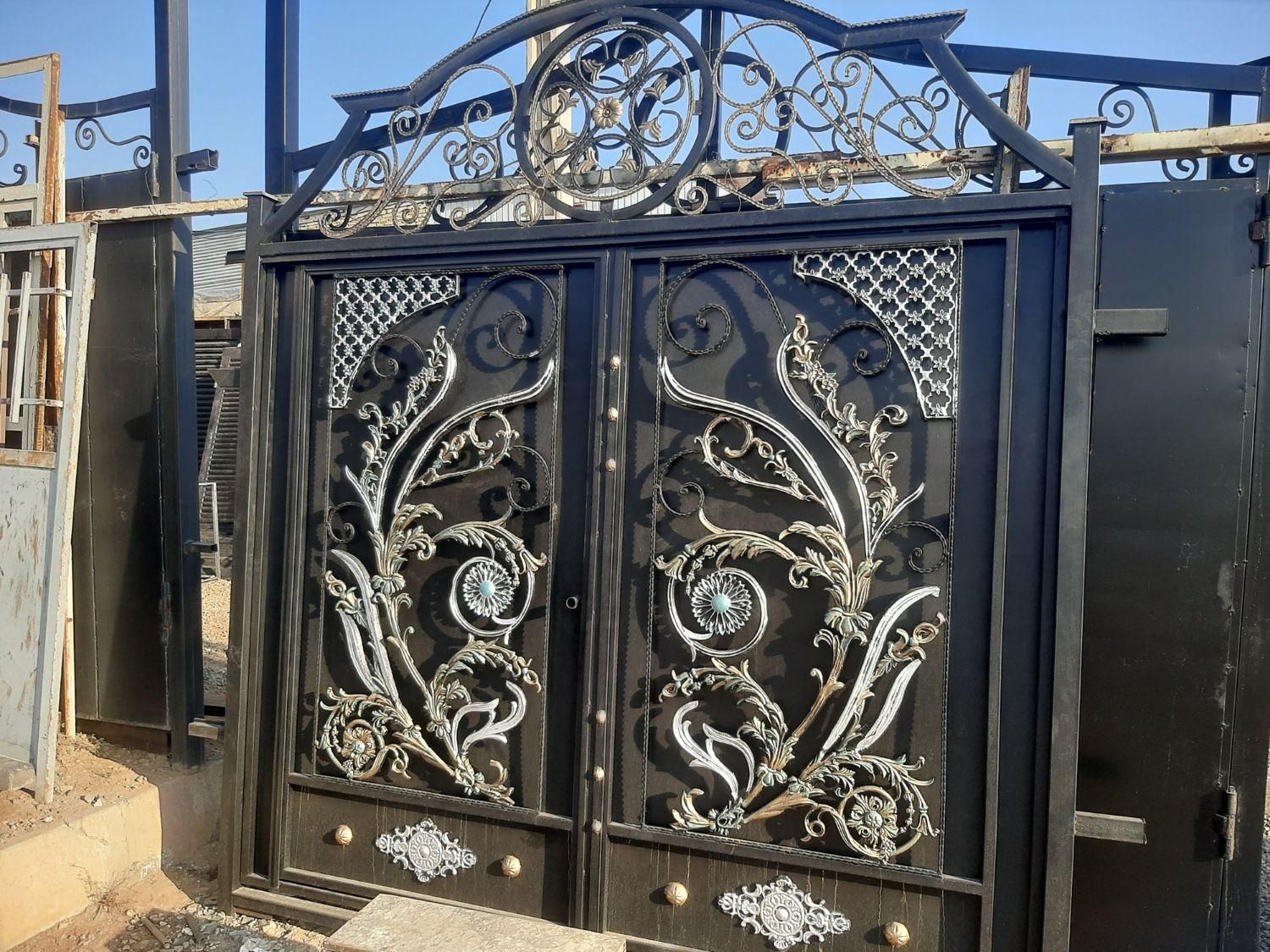 درب ودروازه مدل اقاقیا|مصالح و تجهیزات ساختمان|آبیک, |دیوار