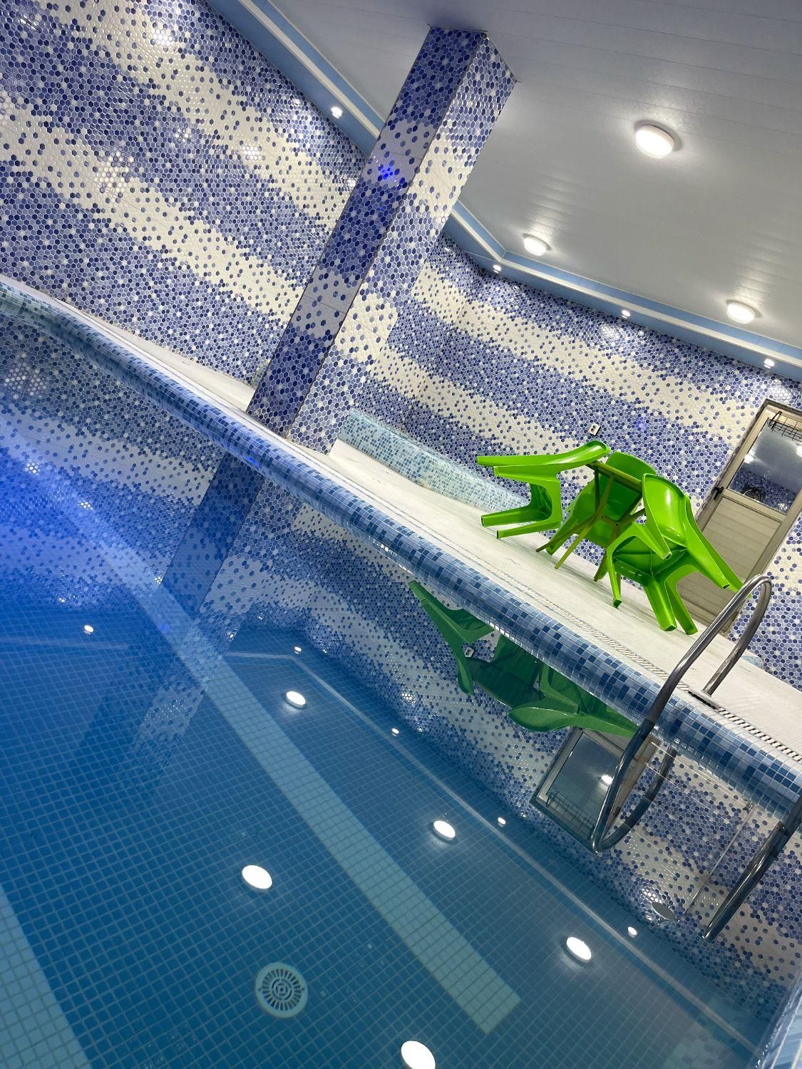 استخر و جکوزی فول|اجارهٔ کوتاهمدت ویلا و باغ|فریدونکنار, |دیوار