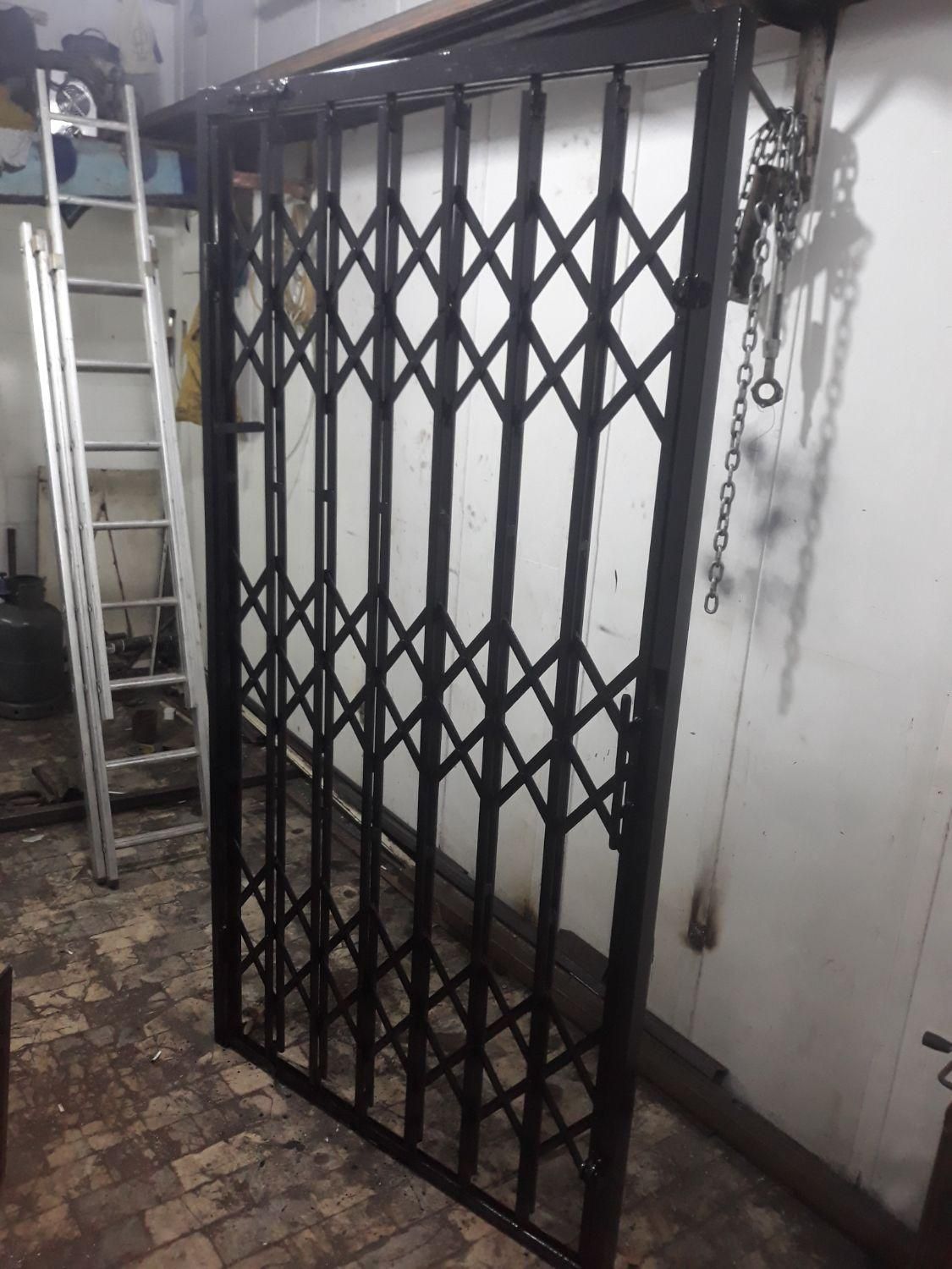 جوشکار آکاردونی ،وجوشکاری ثابت وسیار|خدمات پیشه و مهارت|بروجرد, |دیوار