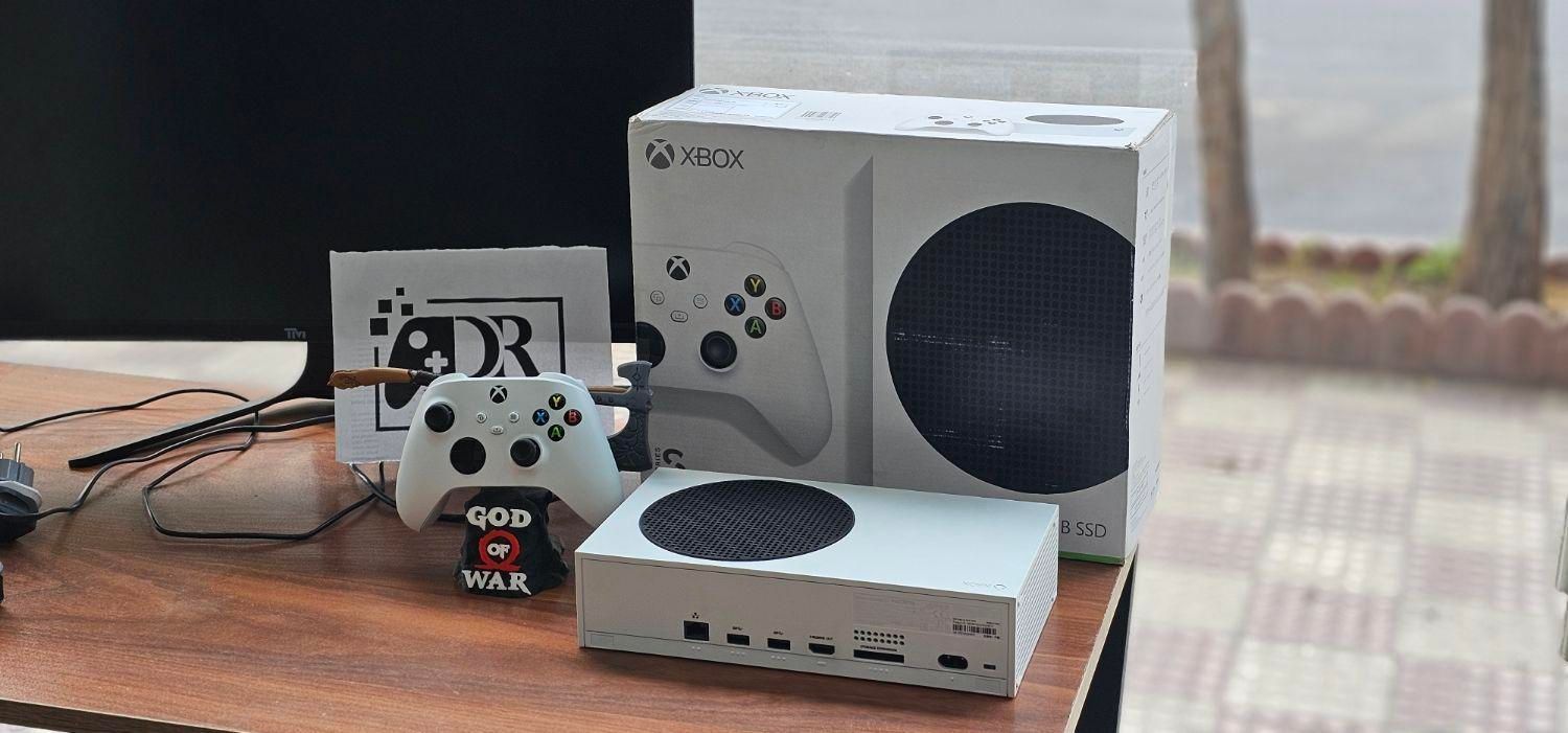 xbox series s نو (دسته و هارد اضافه موجود)|کنسول، بازی ویدئویی و آنلاین|قزوین, |دیوار