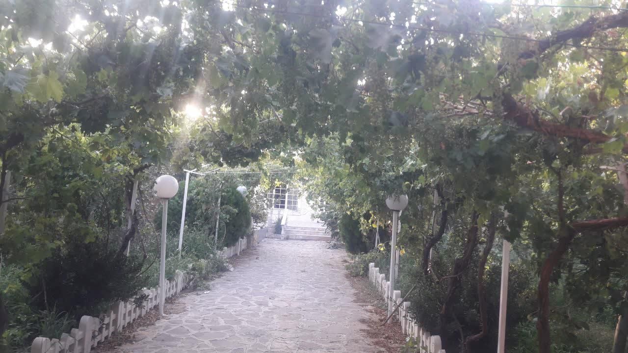 اجاره باغ ویلا اول جاده گلمکان،گلبهار،کاهو|اجارهٔ کوتاه‌مدت ویلا و باغ|مشهد, احمدآباد|دیوار