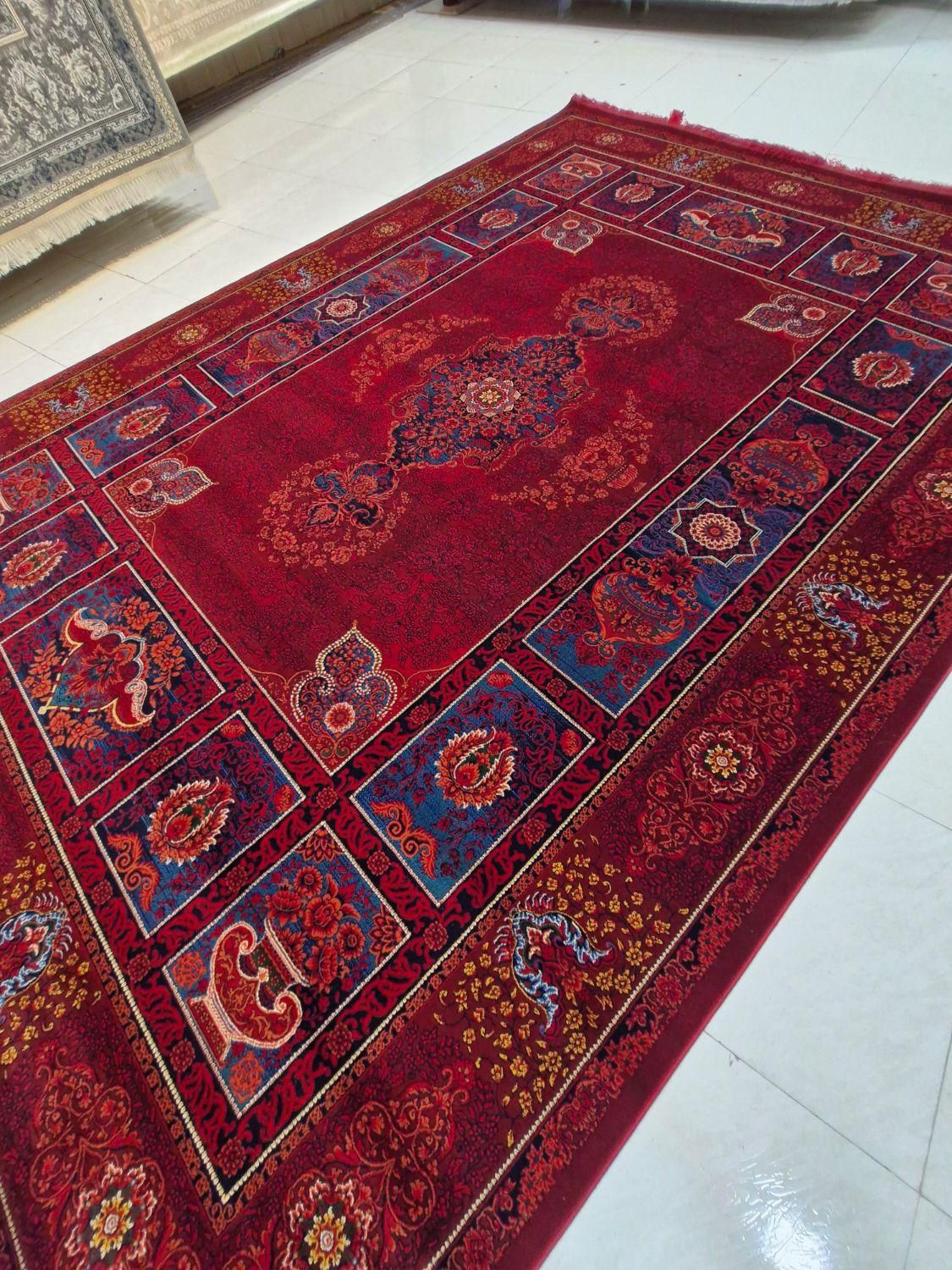 فرش های لاکی زیباترین رنگ سال|فرش|کرمانشاه, |دیوار