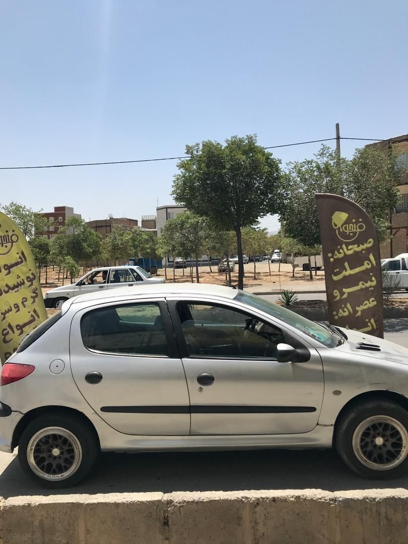 پژو۲۰۶تیپ ۳مدل ۸۴|خودرو سواری و وانت|اراک, |دیوار
