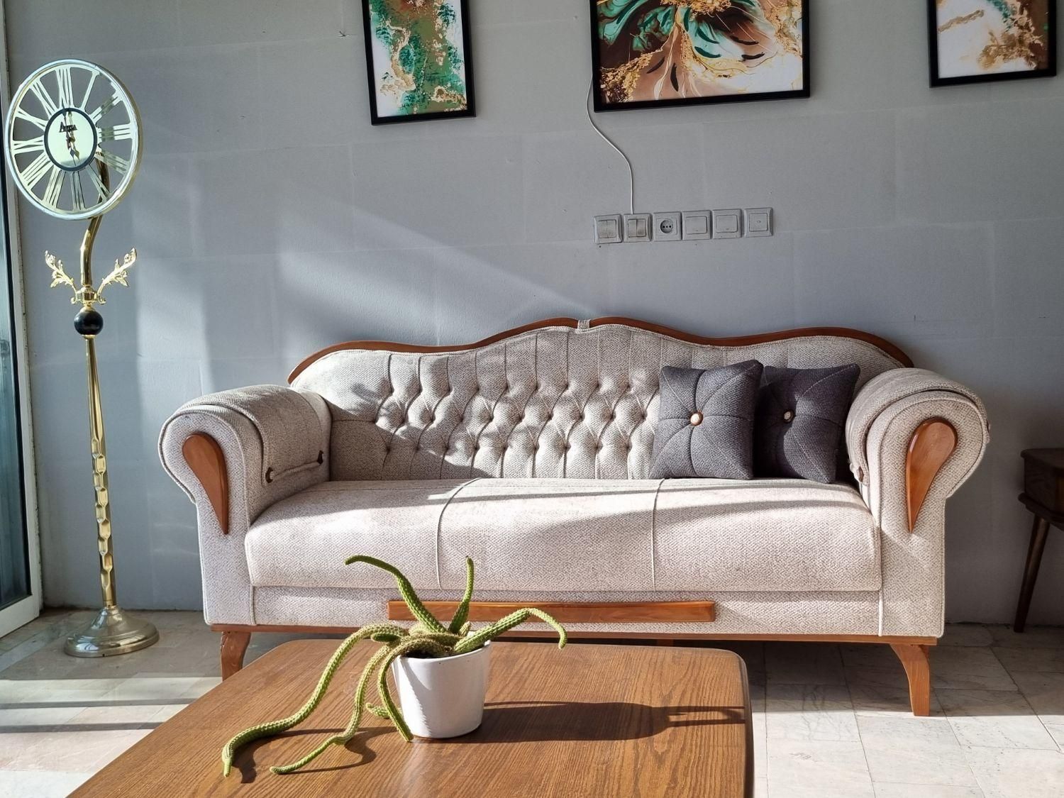 مبل کلاسیک مدرن جدید|مبلمان خانگی و میز عسلی|مشهد, خواجه ربیع|دیوار