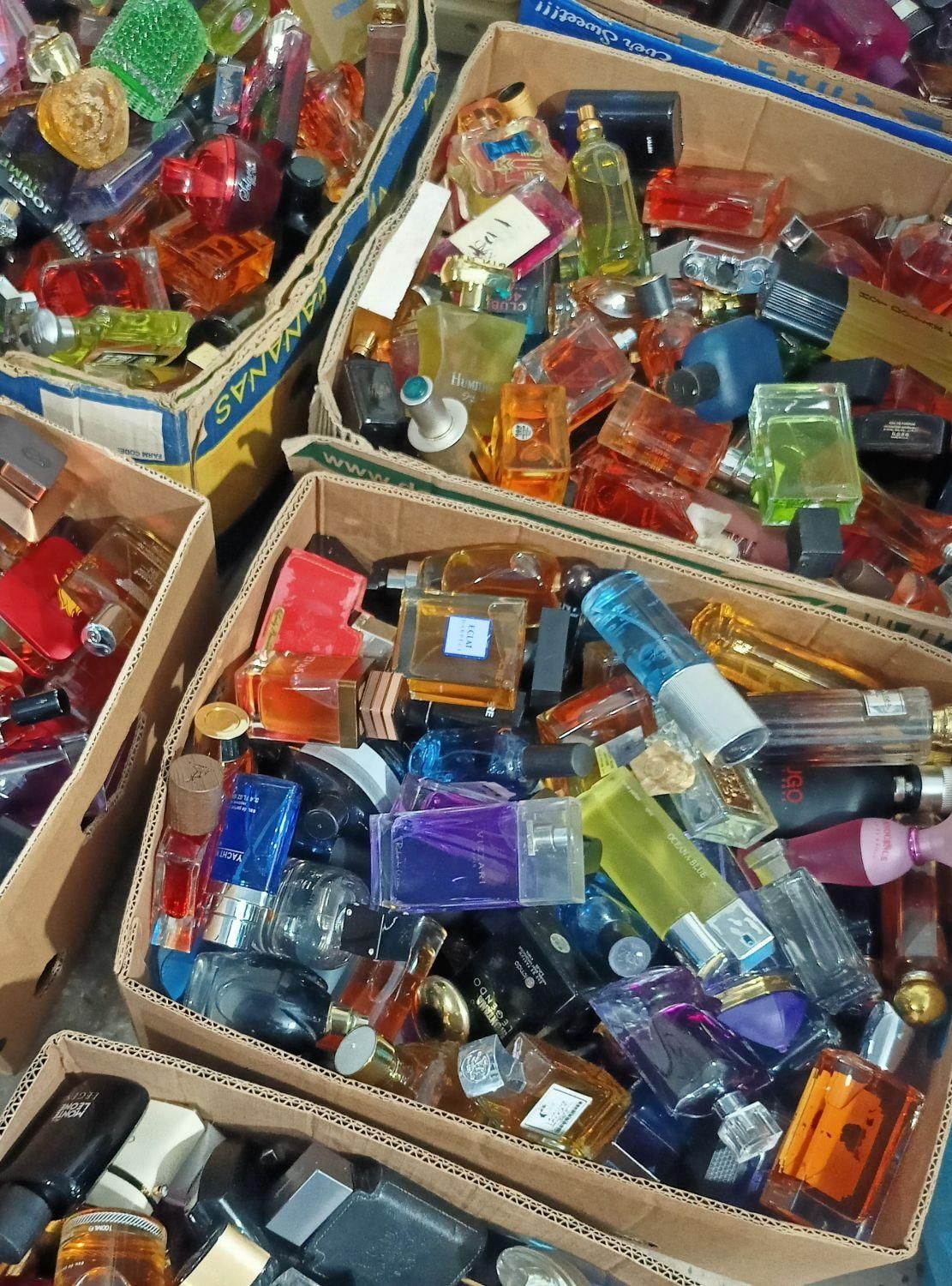 ادکلن عمده بدون جعبه|عمده‌فروشی|تهران, بازار|دیوار