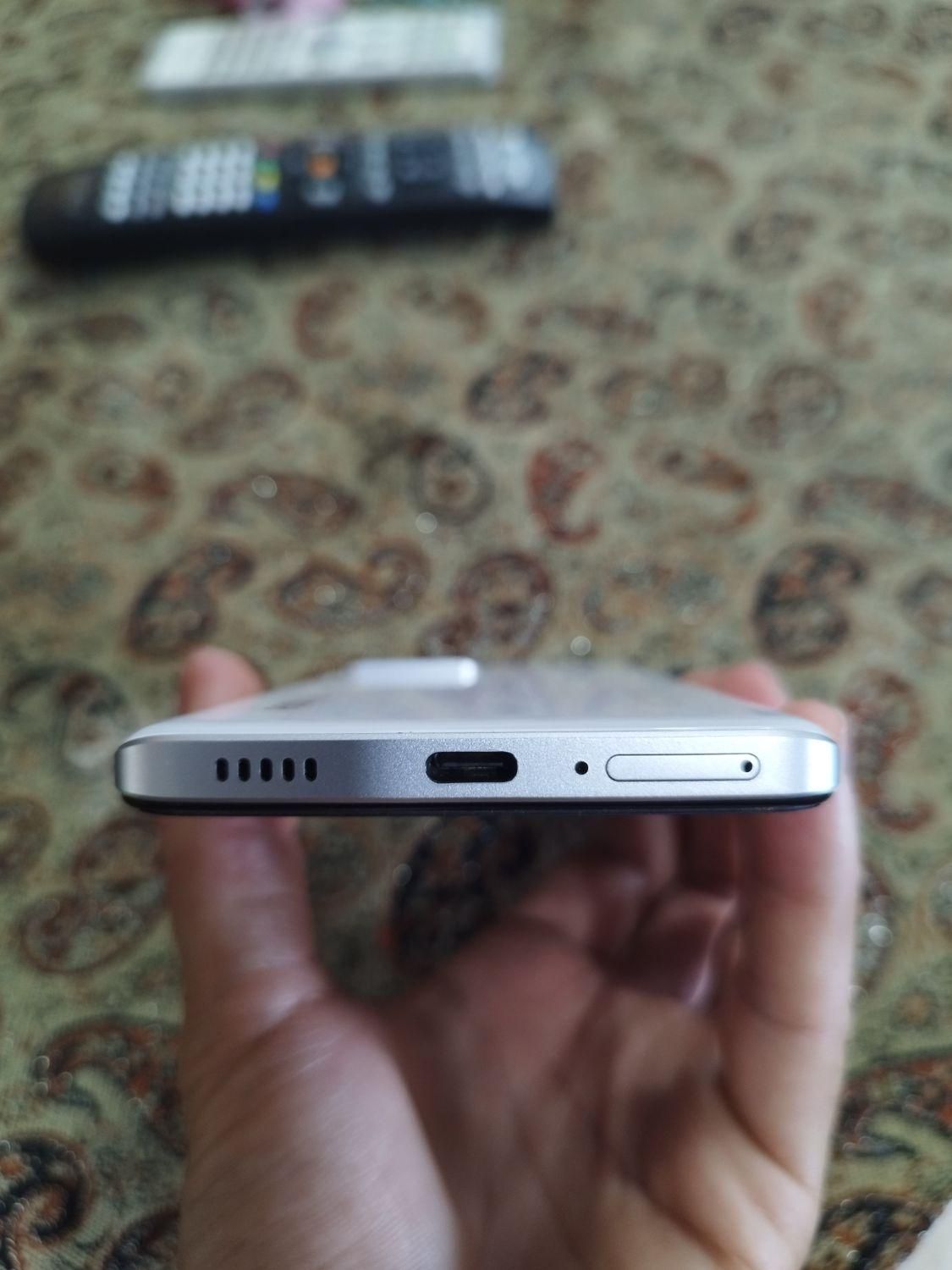Poco f5 Pro 512/12 White|موبایل|تهران, سلسبیل جنوبی|دیوار
