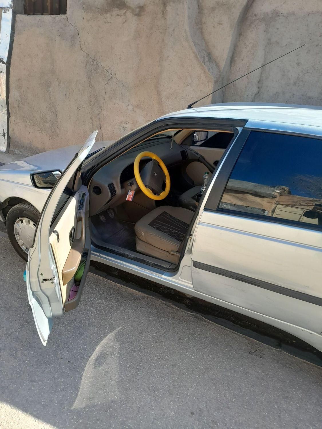 پژو 405 GL - دوگانه سوز CNG، مدل ۱۳۹۱|خودرو سواری و وانت|ساوه, |دیوار