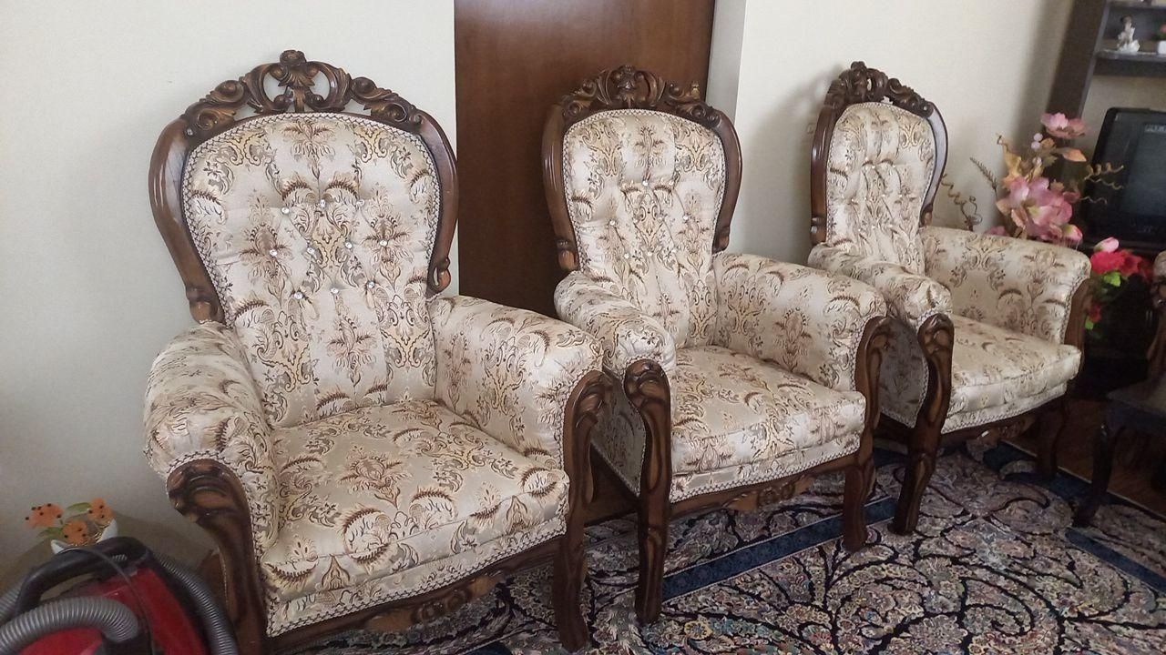 مبل سلطنتی 9 نفره|مبلمان خانگی و میز عسلی|آبیک, |دیوار