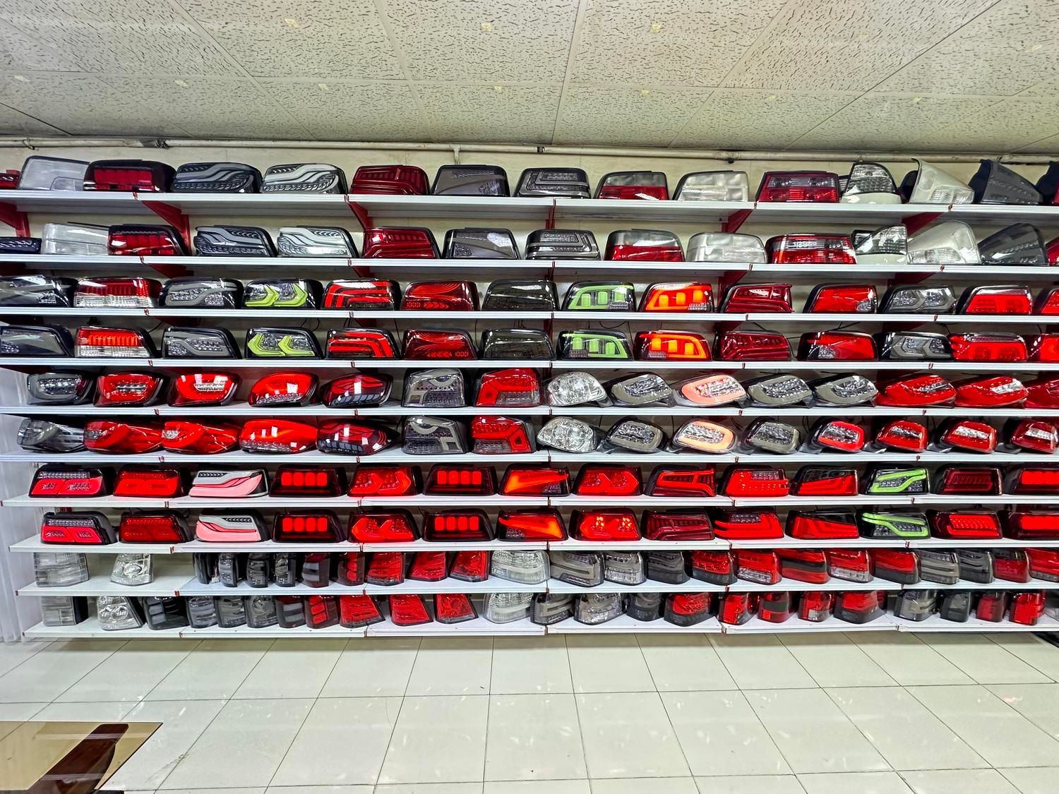 چراغ اسپرت اتولوکس پوریا نمایندگی|قطعات یدکی و لوازم جانبی|سنندج, |دیوار