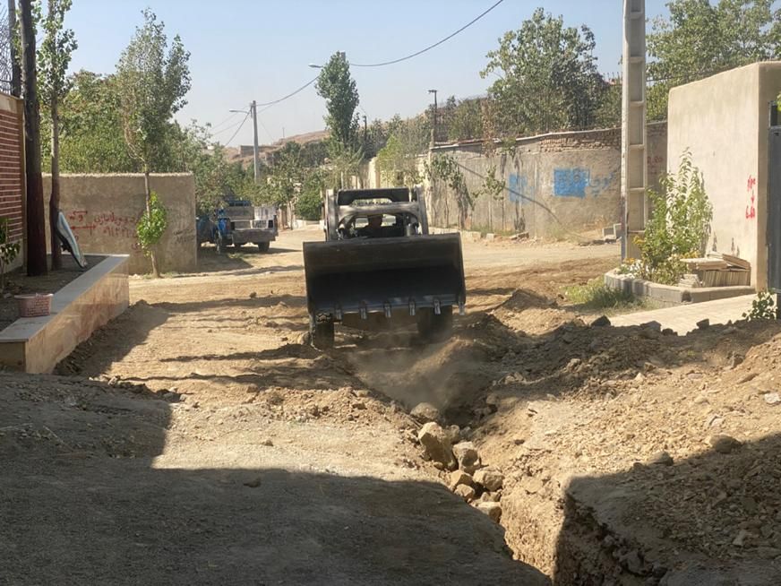 خاکبرداری، مینی بیل، بابکت ، خاک باغچه، کود مرغوب|خدمات حمل و نقل|رودهن, |دیوار