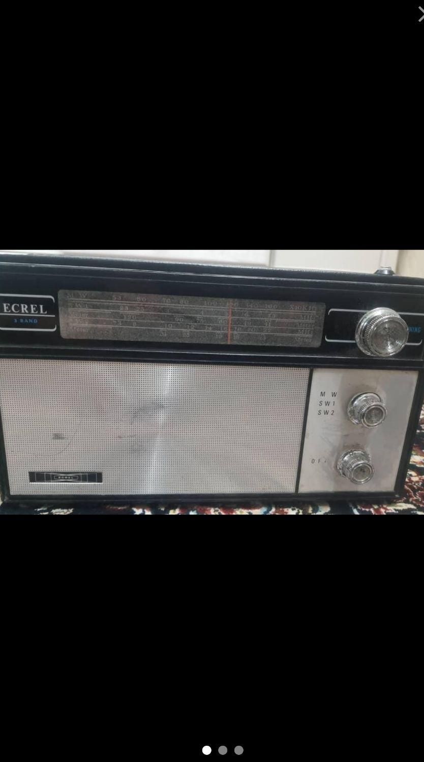 رادیو قدیمی|کلکسیون اشیاء عتیقه|تهران, خزانه|دیوار