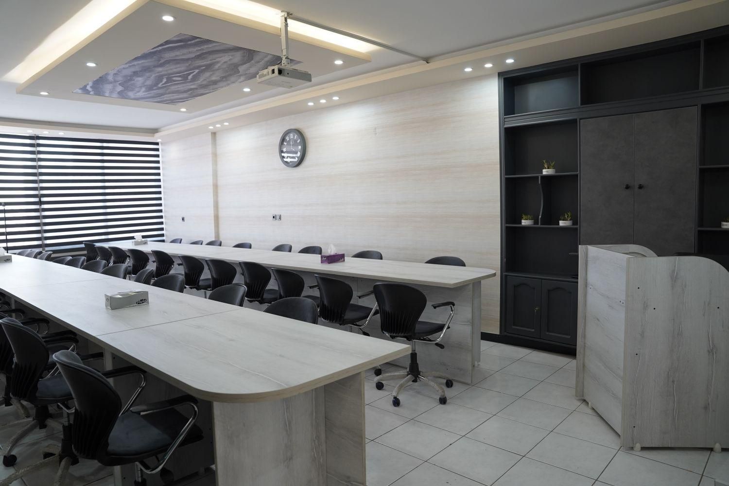 اجاره سالن کنفرانس ۸۰ متری در نقش جهان|اجارهٔ دفتر کار، اتاق اداری، مطب|اصفهان, نقش جهان|دیوار