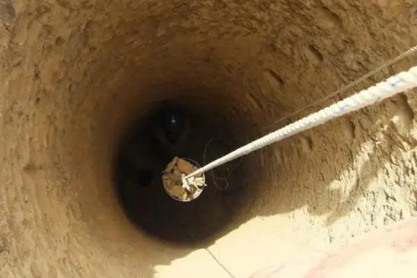 مقنی(چاه کن)|خدمات پیشه و مهارت|ملایر, |دیوار