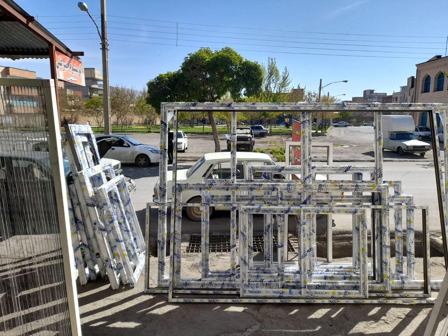 درب وپنجره الومینیوم ویوپی ویسی امیرعلی|خدمات پیشه و مهارت|شهرکرد, |دیوار