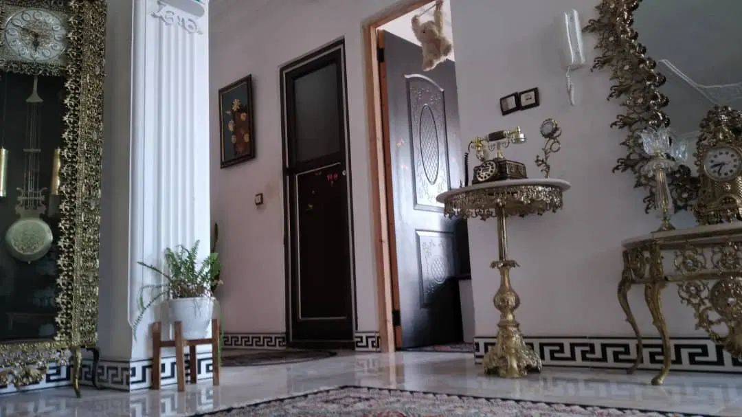طبقه سوم زیبادوخواب باپارکینگ100متر درخیابان صدر|اجارهٔ آپارتمان|لنگرود, |دیوار