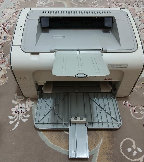 فروش پرینتر لیزری  hp laserjet p1102|پرینتر، اسکنر، کپی، فکس|شیراز, هفت تنان|دیوار