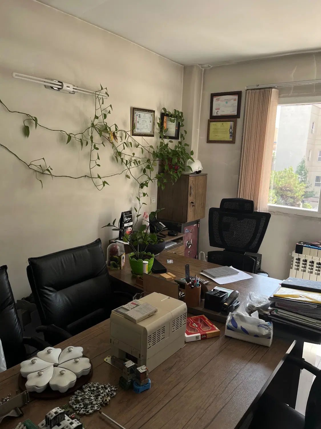 اجاره اتاق ۲۰ متری  از دفتر کار ۱۰۰ متری|اجارهٔ دفتر کار، اتاق اداری، مطب|تهران, کرمان|دیوار