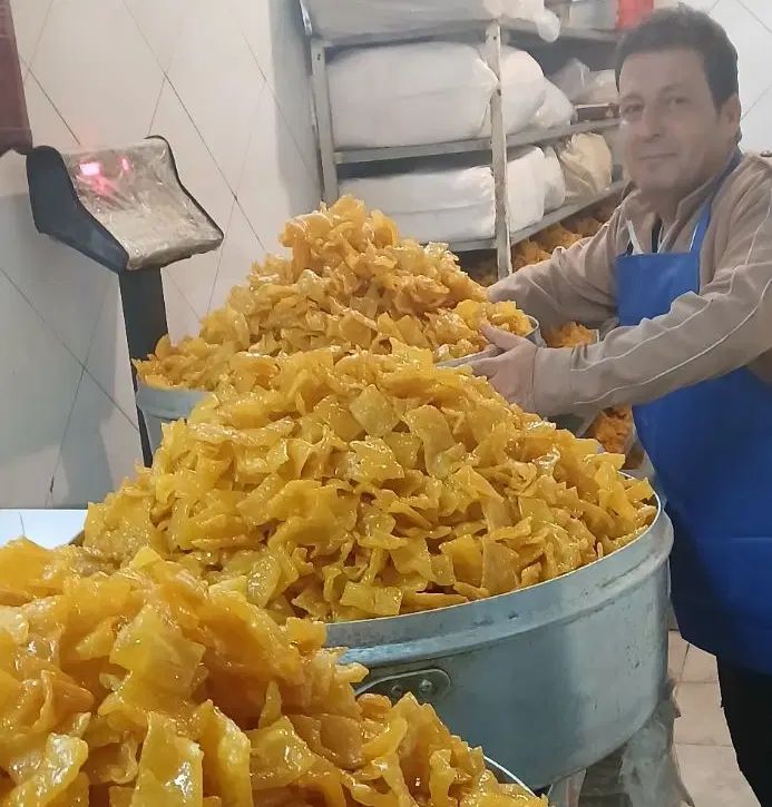 گوشفیل وبامیه پذیرا بانیم قرن تجربه|خوردنی و آشامیدنی|اصفهان, عطار نیشابوری|دیوار