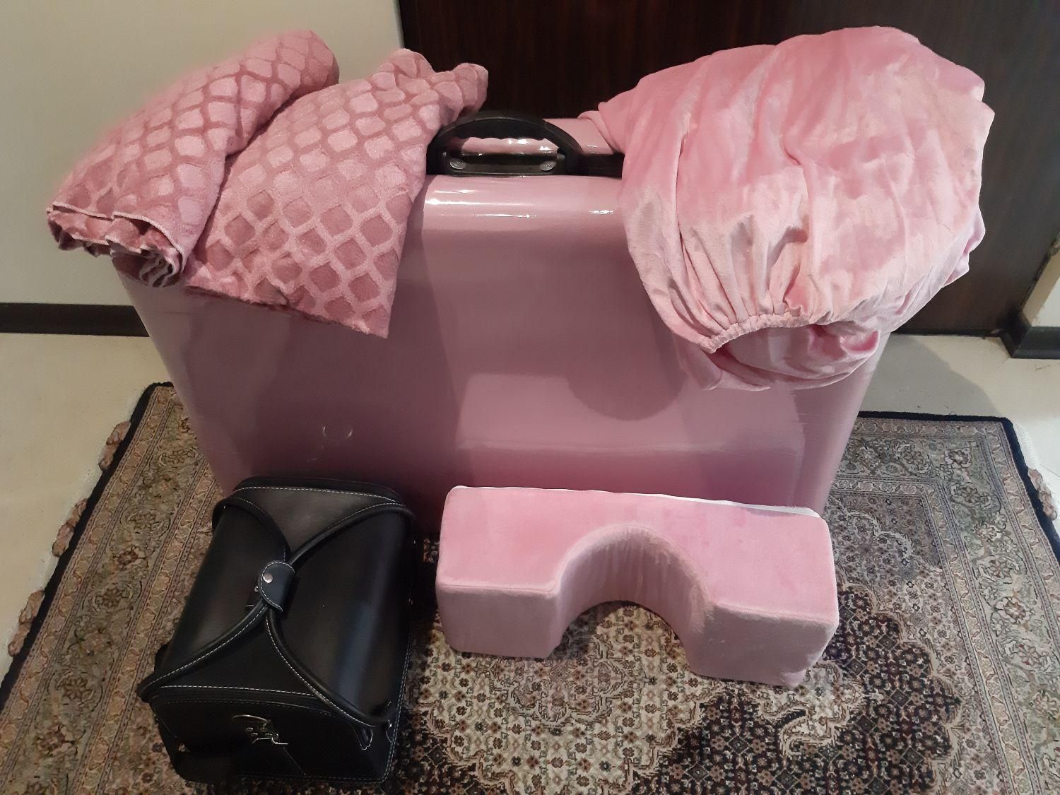 تخت مژه تاشو چمدانی نوبه همراه بالشتک وکیف مژه و..|آرایشی، بهداشتی، درمانی|تهران, مرزداران|دیوار