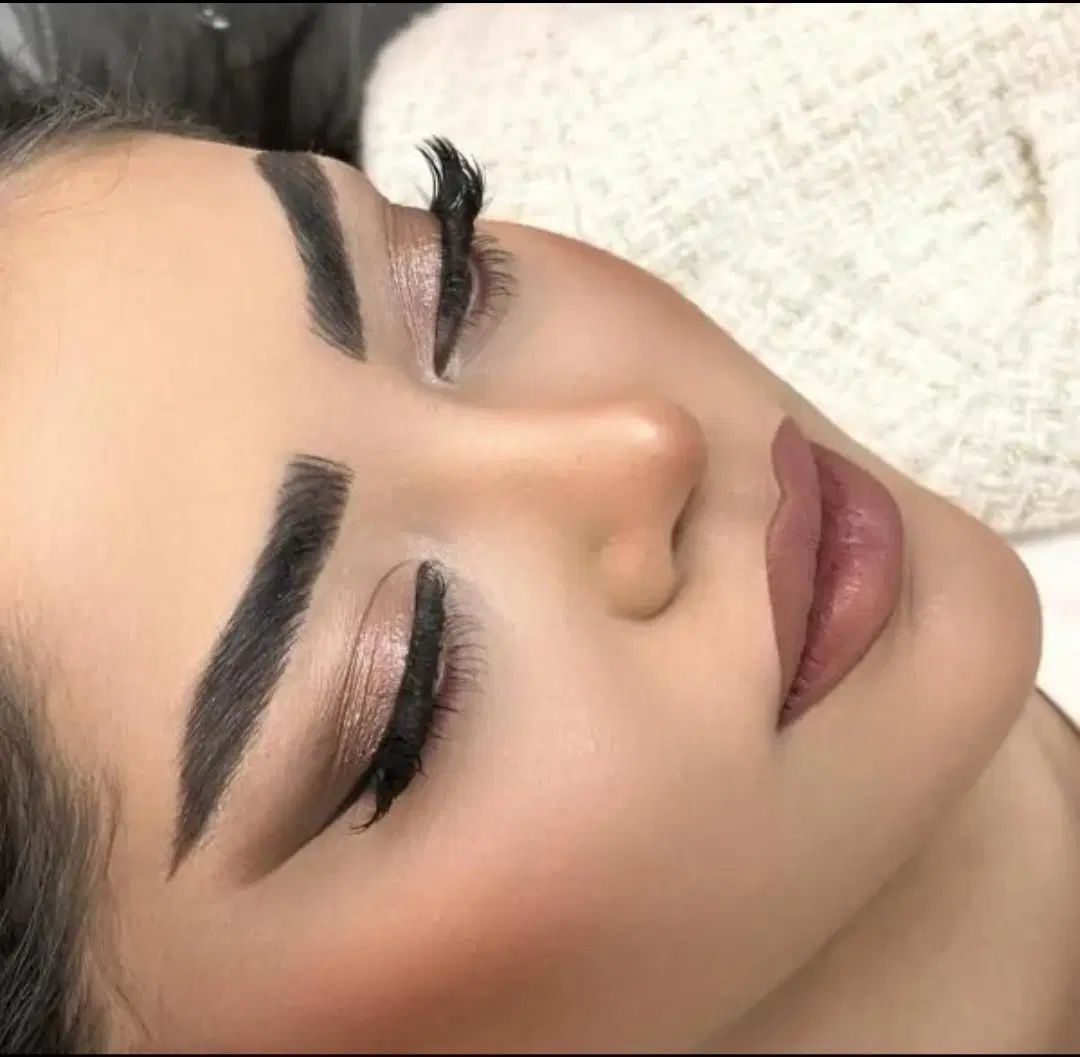 میکاپ و شینیون فوق تخصصی عروس و همراهی فقط۵۰۰|خدمات آرایشگری و زیبایی|قم, زنبیل آباد|دیوار