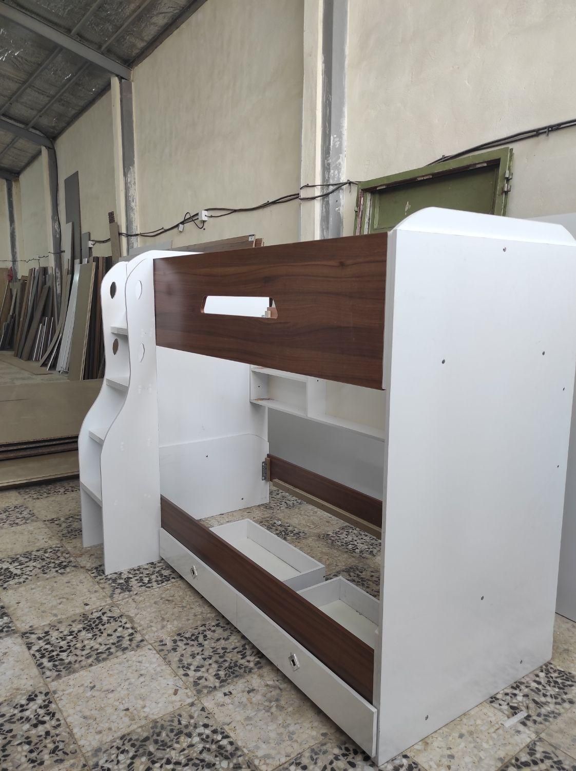 تخت دو طبقه مدرن با قابلیت تبدیل به یک نفره|تخت و سرویس خواب|خمینیشهر, |دیوار