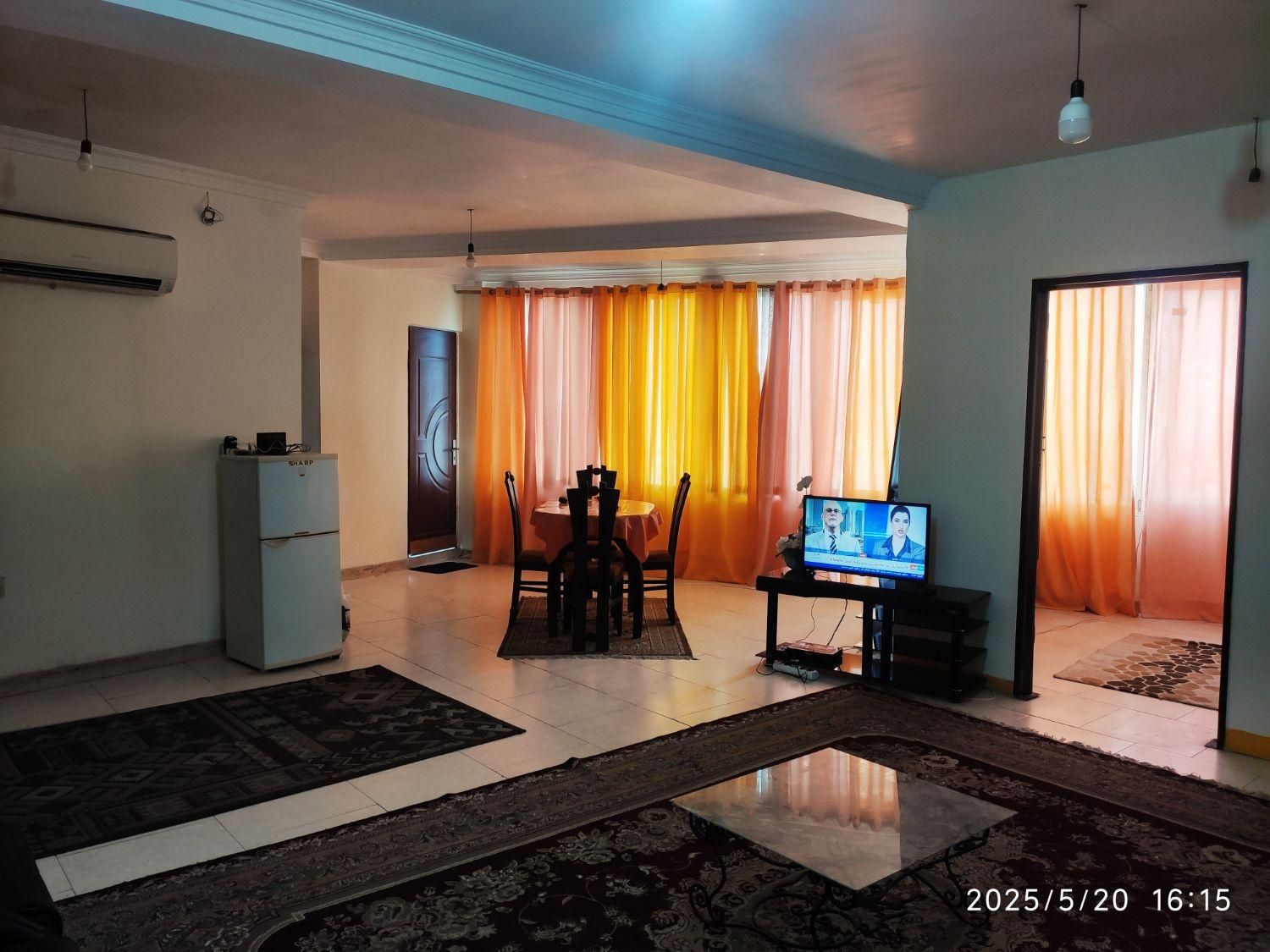 ساختمان ۳ طبقه مجزامبله|اجارهٔ کوتاهمدت آپارتمان و سوئیت|بندرعباس, |دیوار