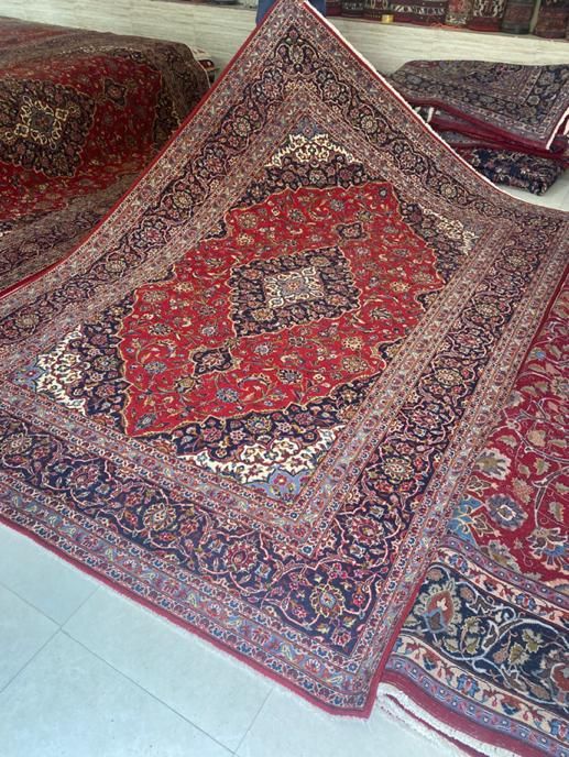 جفت ۹ متری کاشون قرمز رنگ پرزدار سالم|فرش|همدان, |دیوار