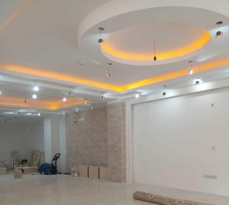 نقاشی ساختمان.کناف.و لکه گیری دیوار|خدمات پیشه و مهارت|صدرا-فارس, فاز ۲|دیوار