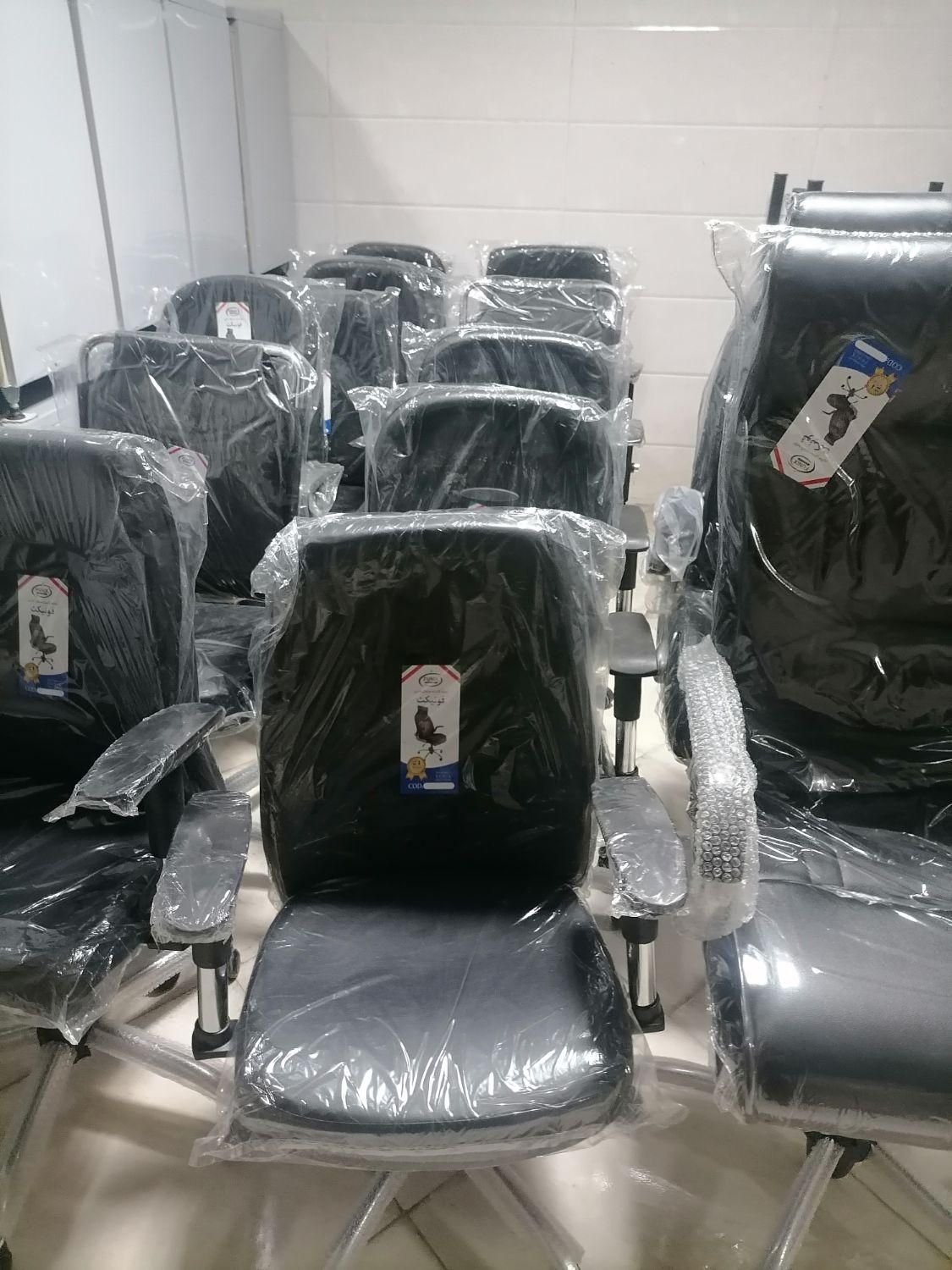 حراج انواع صندلی مدیریتی بیمکث با گارانتی|حراج|یزد, |دیوار