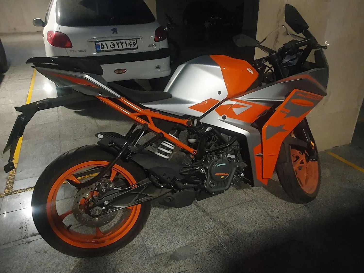 موتور KTM  rc200|موتورسیکلت|تهران, جنت‌آباد مرکزی|دیوار