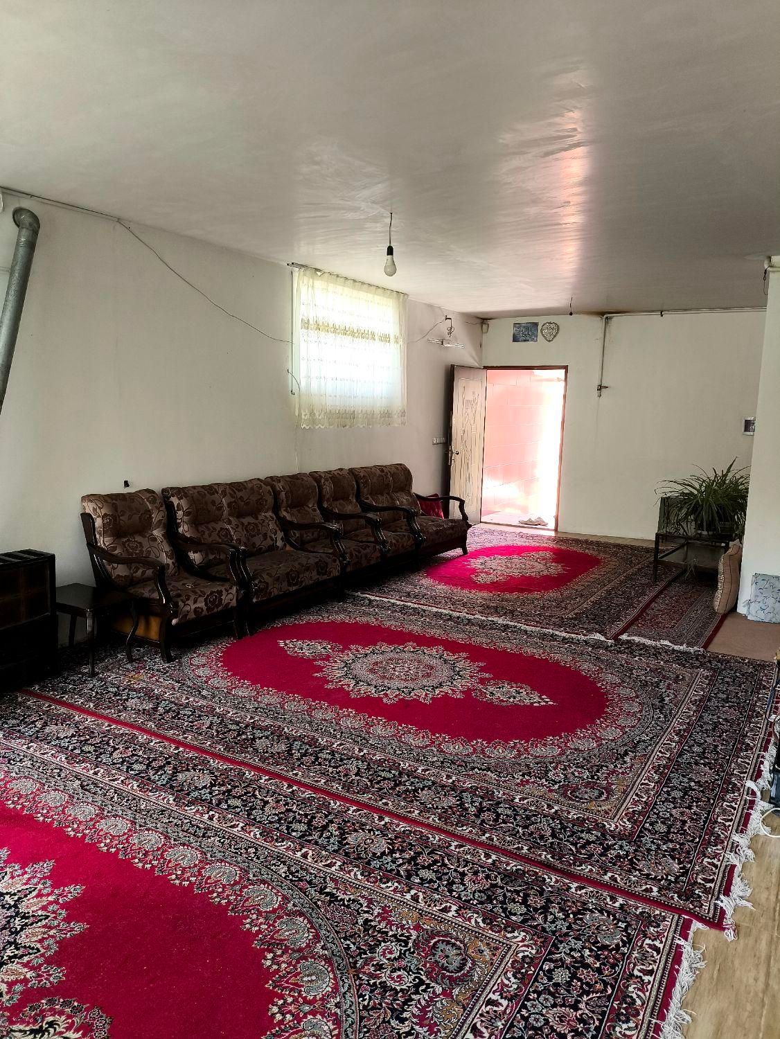 اجاره آپارتمان جنگلی در نگین زاینده رود|اجارهٔ کوتاه‌مدت ویلا و باغ|اصفهان, باغ دریاچه|دیوار