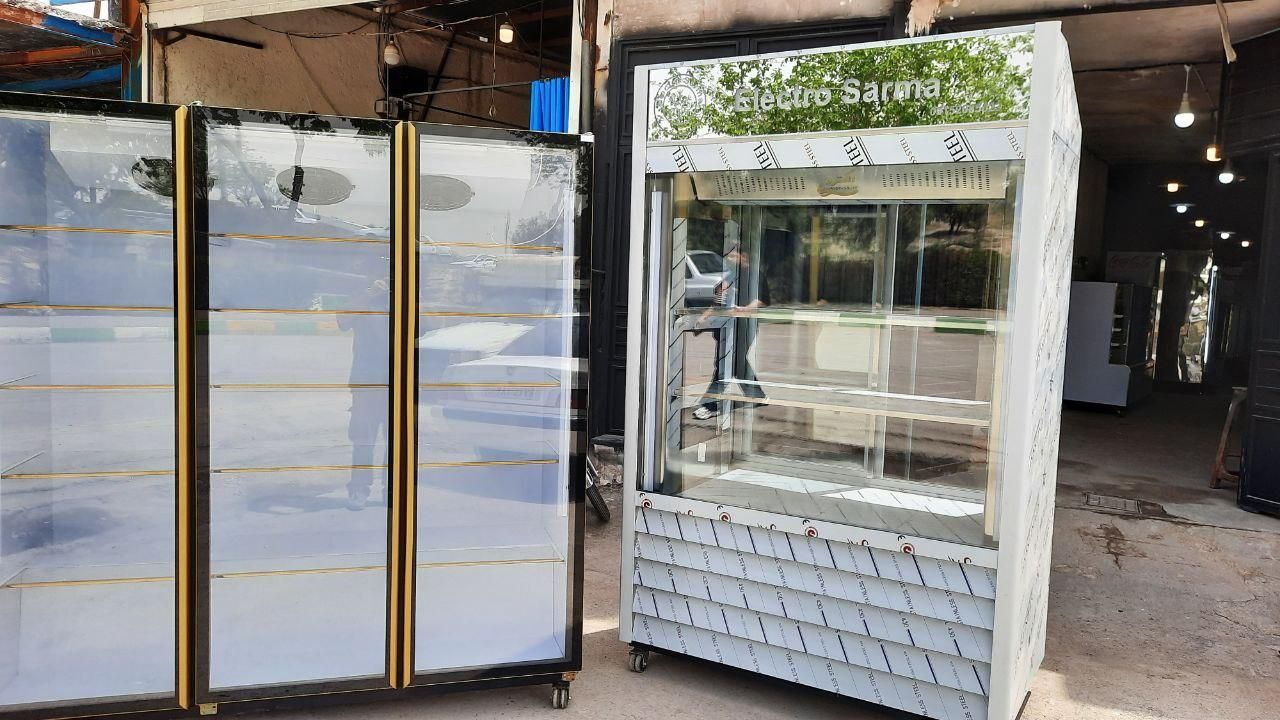 یخچال ویترینی فرانسوی درب فرمles|فروشگاه و مغازه|مشهد, توس (بلوار توس)|دیوار