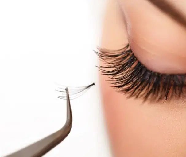 خدمات اکستنشن مژه،لیفت و لمینت مژه و ابرو|خدمات آرایشگری و زیبایی|مشهد, رسالت|دیوار