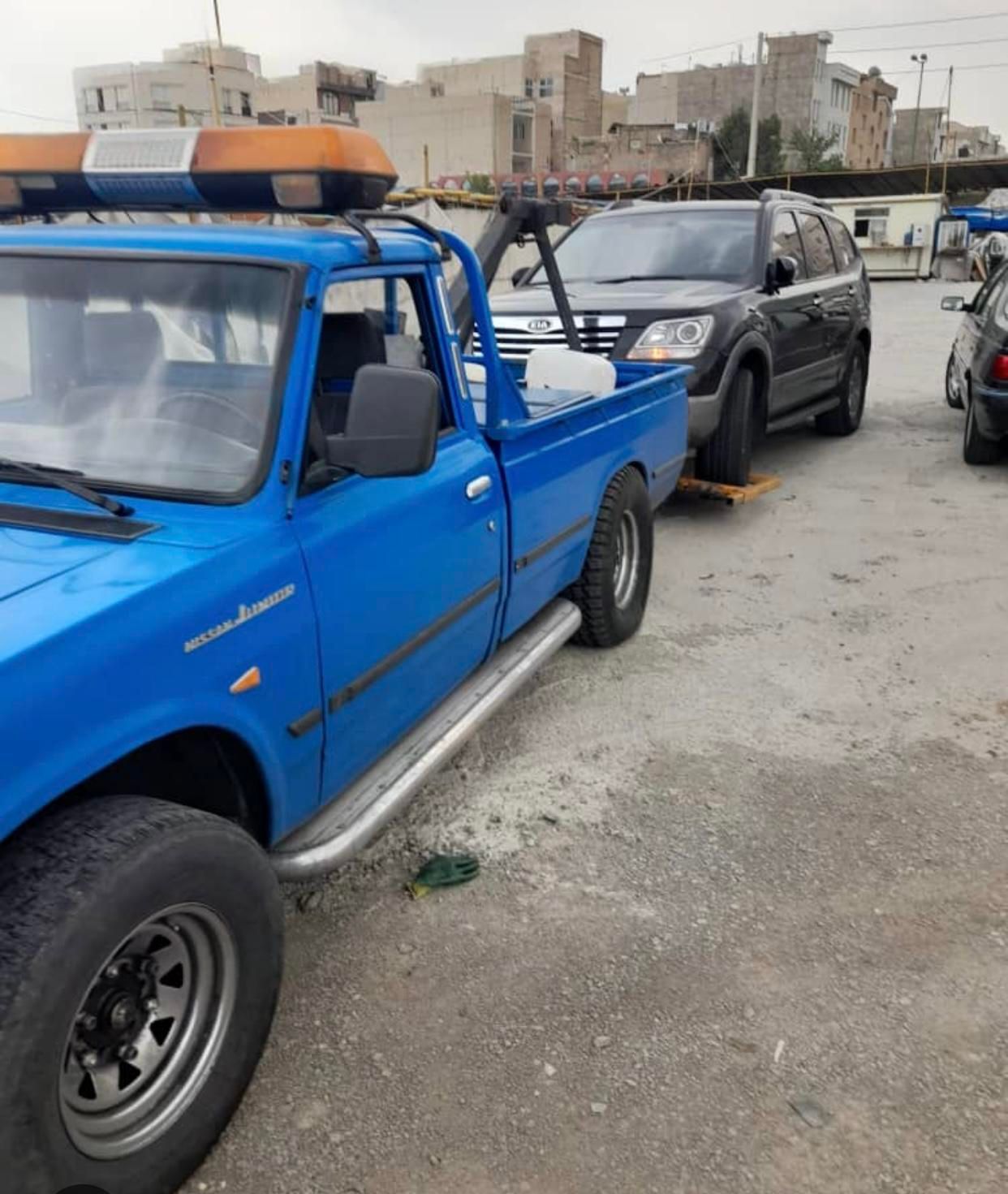 نیسان جرثقیل چرخگیر خودروبر کفی نیسان کفی|خدمات حمل و نقل|نوشهر, |دیوار