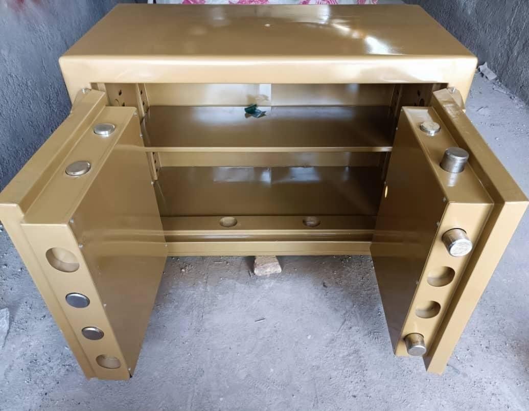 گاوصندوق زرگری مناسب داخل پاساژ ۱۱۰ ارتفاع|فروشگاه و مغازه|ارومیه, |دیوار