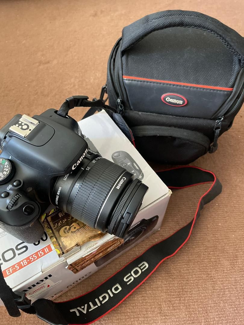 دوربین عکاسی کانن Canon 600D با لنز 55-18 IS II|دوربین عکاسی و فیلم‌برداری|تبریز, |دیوار