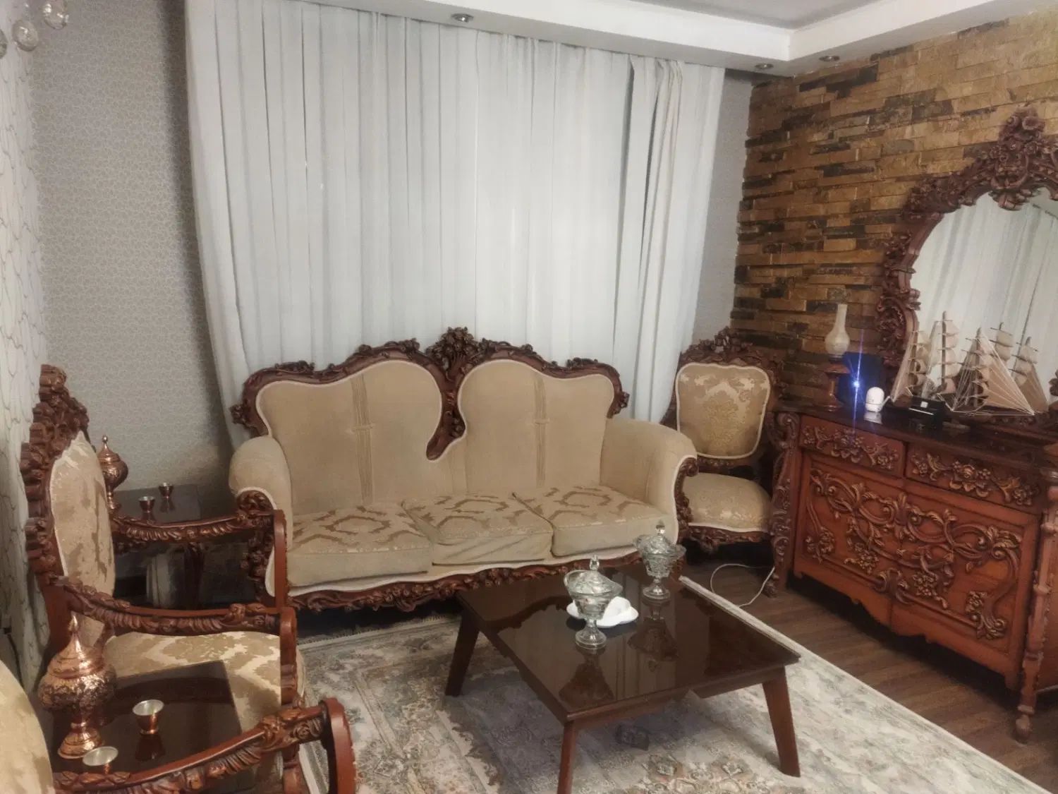 پونک امیرکبیر ۸۰متری ۲خواب فول امکانات|اجارهٔ آپارتمان|قزوین, |دیوار