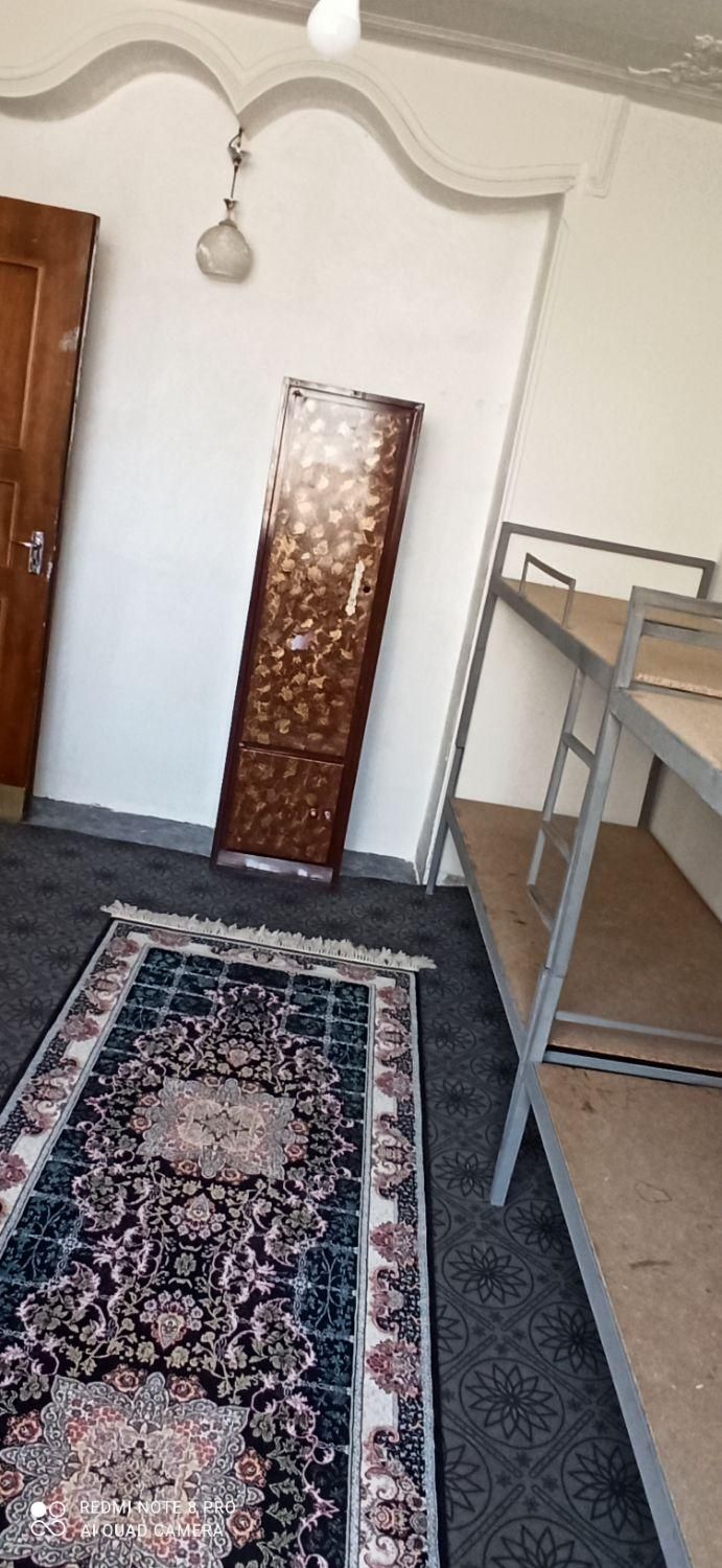 خوابگاه دخترانه نزدیکی نمازی شیراز|اجارهٔ کوتاهمدت آپارتمان و سوئیت|شیراز, ملاصدرا|دیوار