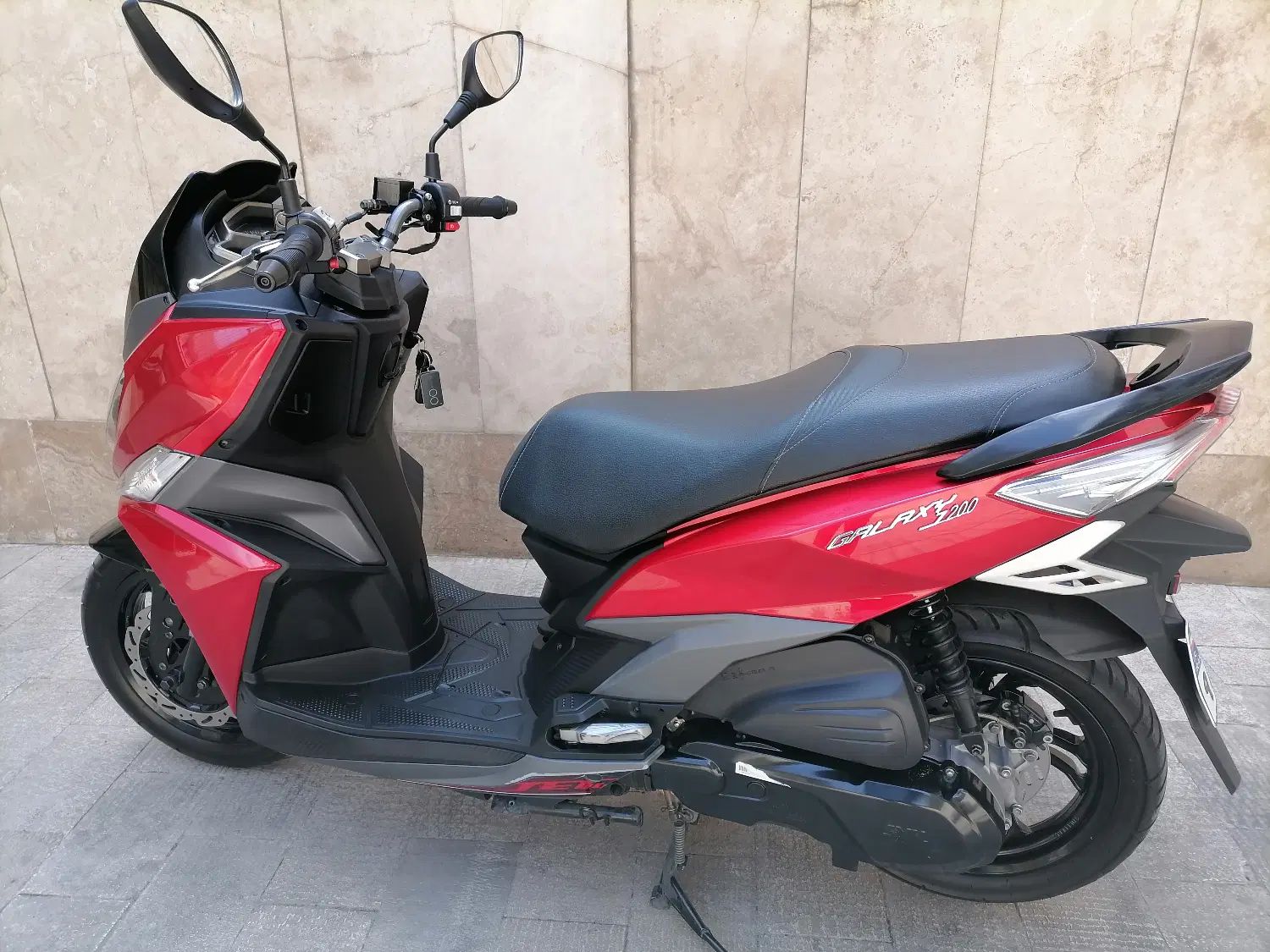 موتور سیکلت j200|موتورسیکلت|تهران, جنت‌آباد شمالی|دیوار