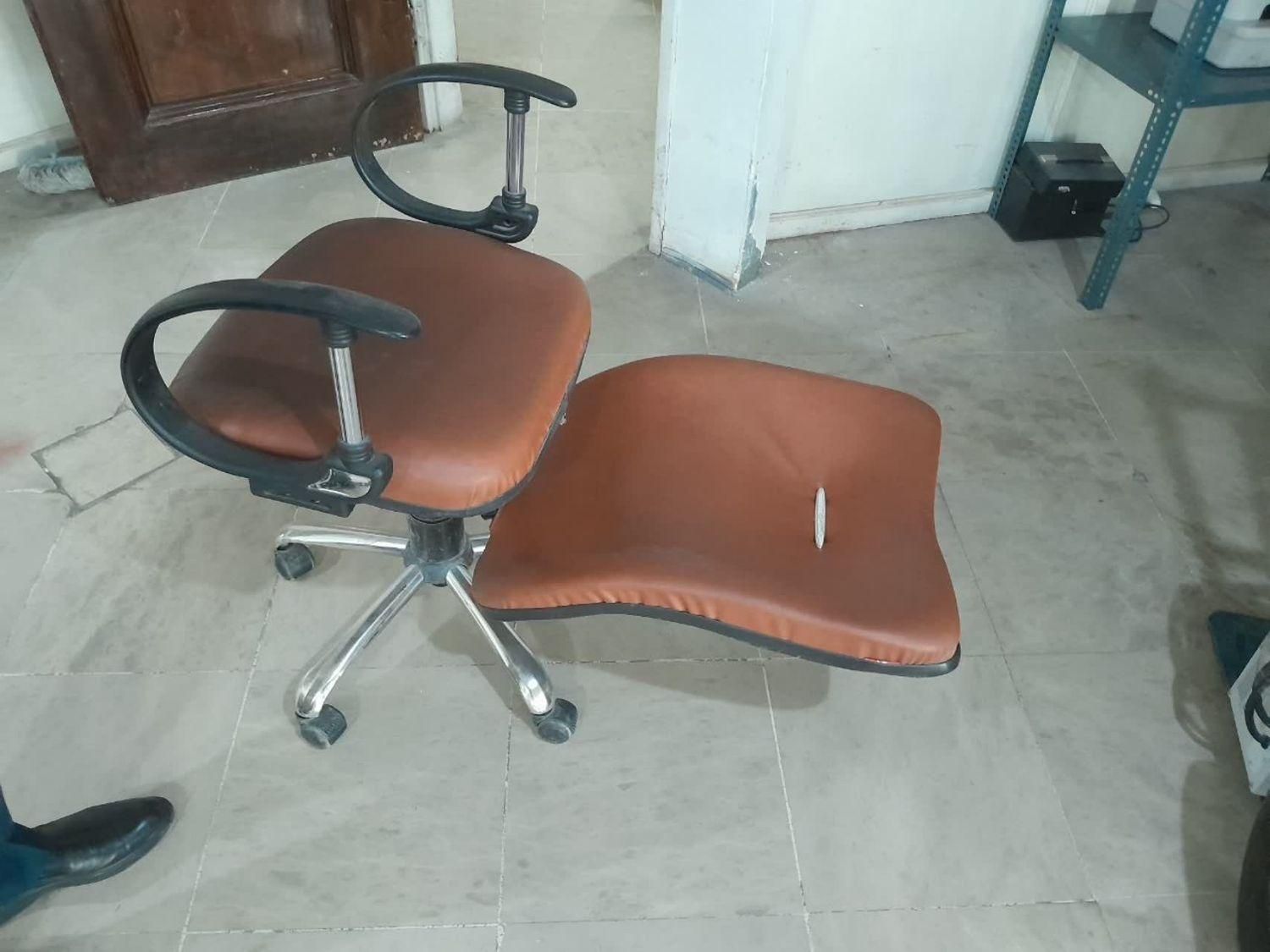 تعمیر انواع صندلی های چرخدار اداری|خدمات پیشه و مهارت|خرم‌آباد, |دیوار